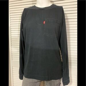 Levi’s Long Sleeve T-Shirt